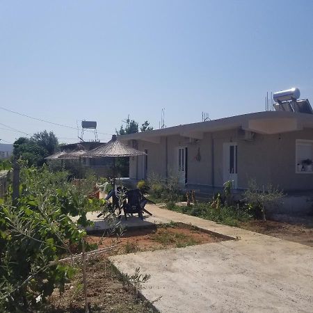 Rey Garden Villa فلورا المظهر الخارجي الصورة
